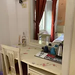 Residenza 게스트하우스 3*